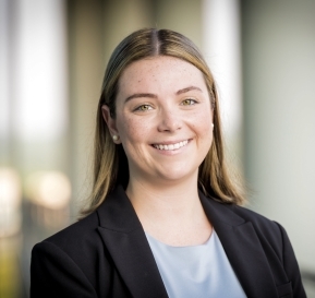 Claire Williams Headshot